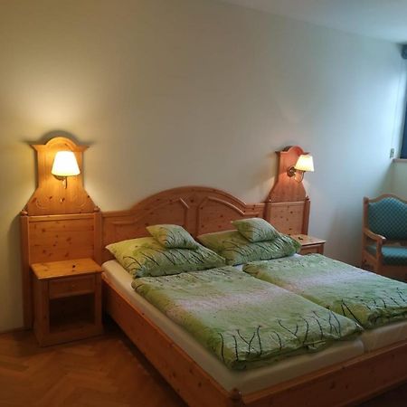 Hotel Svaty Tomas Predni Vyton Exterior photo