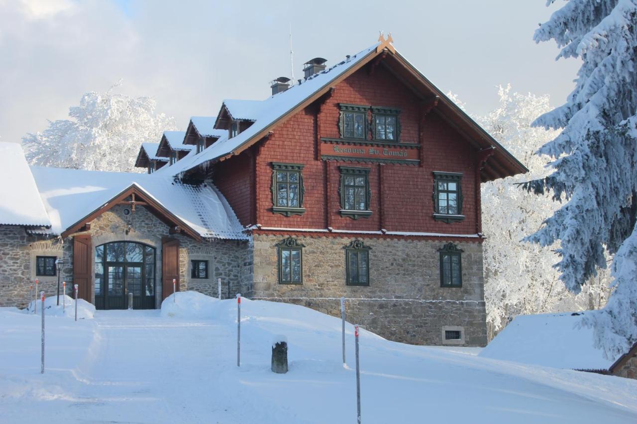 Hotel Svaty Tomas Predni Vyton Exterior photo
